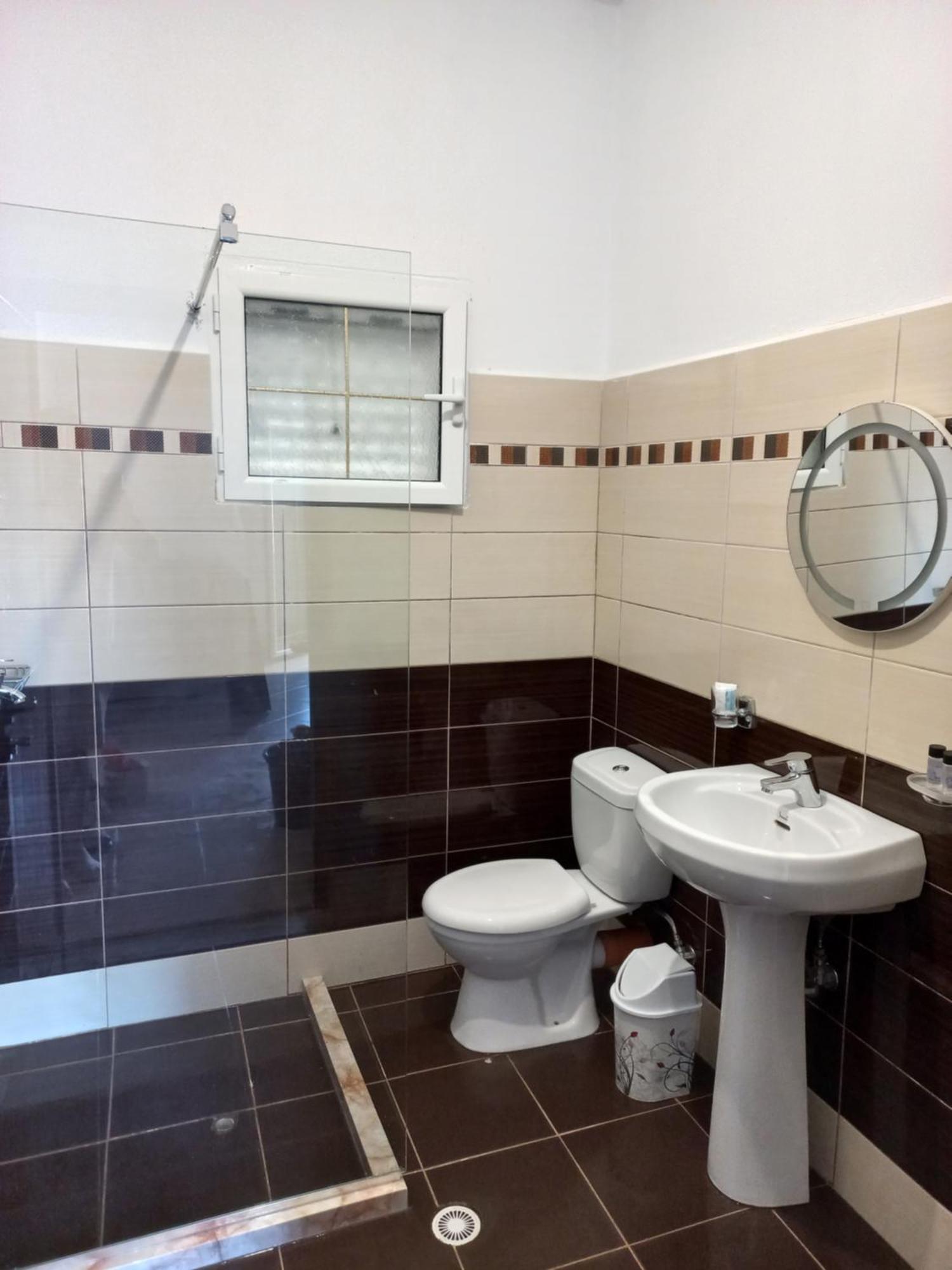 Villa Isufi Ksamil Esterno foto